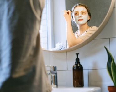 How To Take Care of Your Skin in The Freezing Season?