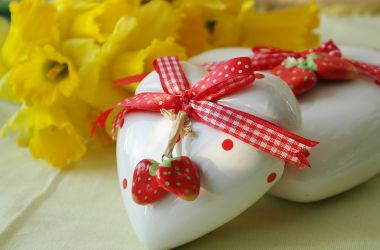 Unique Ideas for Customized Gifts for Friends on Easter 2022